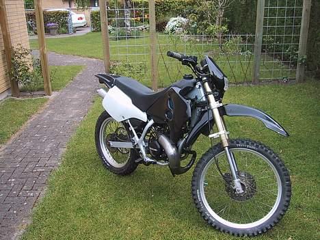 Suzuki RMX - Solgt billede 4