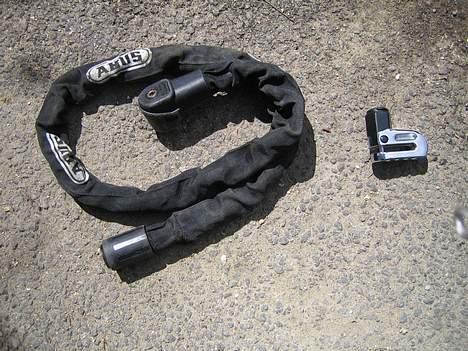 PGO *Dr. Big* {Neonbanden©} - Min Abus lås og min skivebremse lås, interessant ik? billede 16