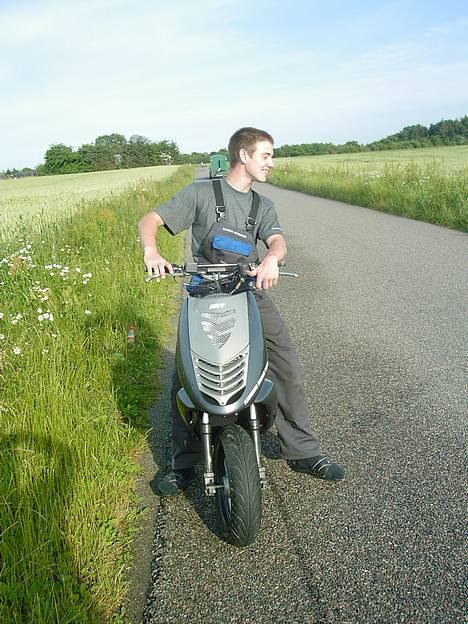 Aprilia Sonic [Solgt] - Tågehoved :-P billede 3