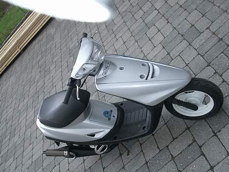 Yamaha jog solgt billede 3