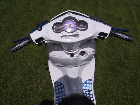 Aprilia •Sonic • SOLGT •  billede 8