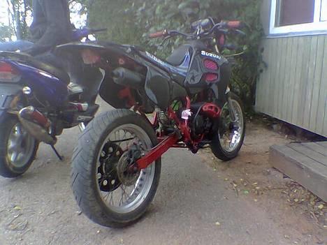 Suzuki smx-= Team SP=- solgt :'( - bedre billeder kommer snart... de her er taget med mobilen.. billede 15