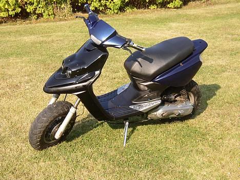 Yamaha Bw's NG projekt (solgt) - her har jeg så forcromet lygteskjoldet, som var sort med ridser over det hele før billede 8