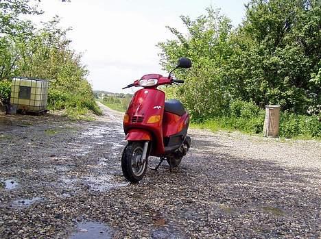 Piaggio Zip * Solgt  * billede 1