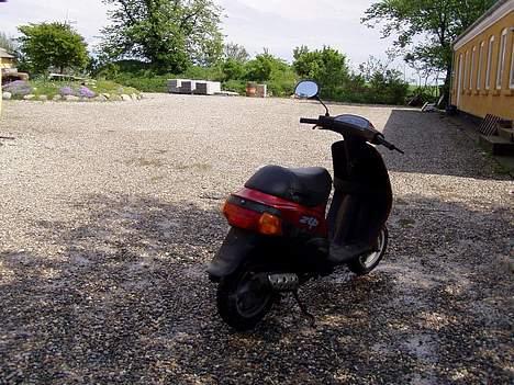 Piaggio Zip * Solgt  * billede 3
