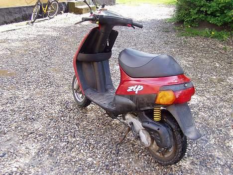Piaggio Zip * Solgt  * billede 4