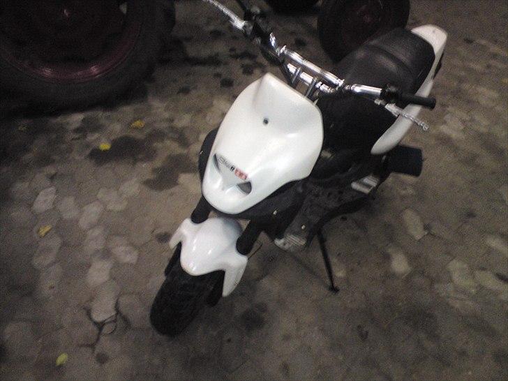 PGO pmx naked billede 3