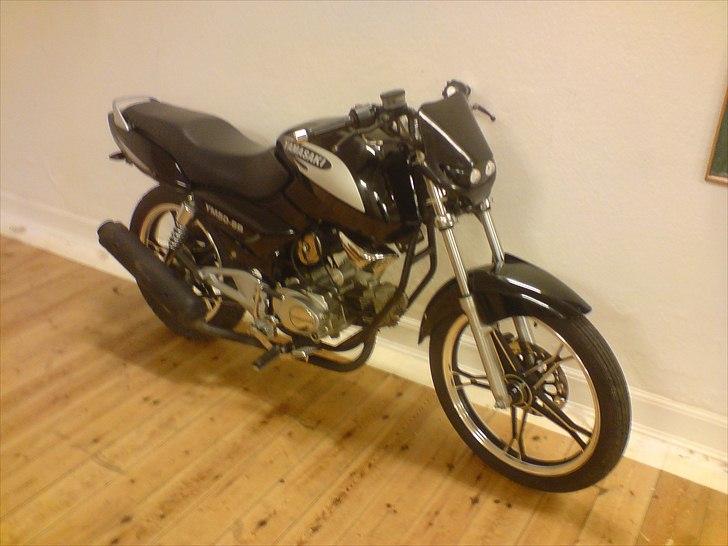 Yamasaki YM50-8B  billede 8