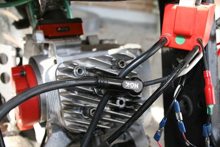 Gilera Stalker Evo2  - BEMÆRK !! Dette er et gammelt billede.. Alle fire pindbolte sidder i nu billede 11