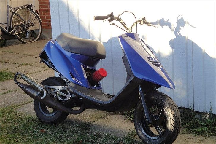 Yamaha jog solgt  billede 2