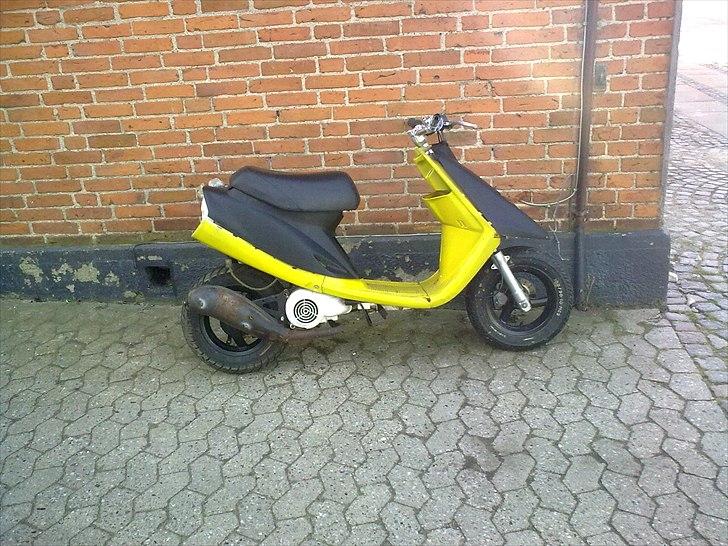 Yamaha Jog Fs Solgt uden motor ! - Løgvasker fra Kaos ;D ! billede 1