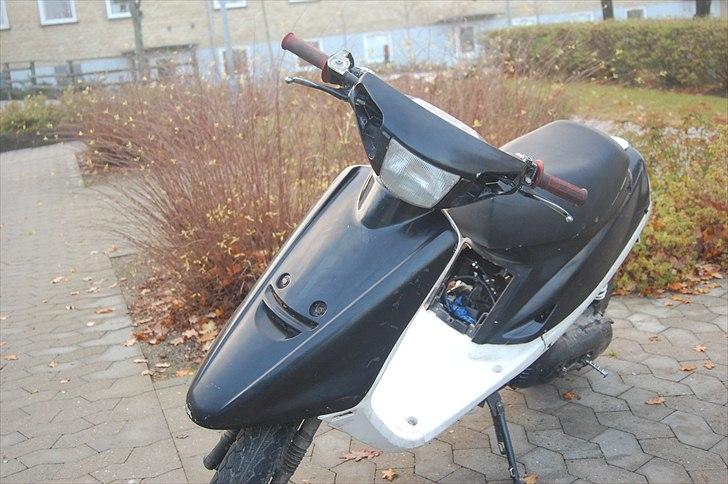 Yamaha Jog ( SOLGT )  billede 5