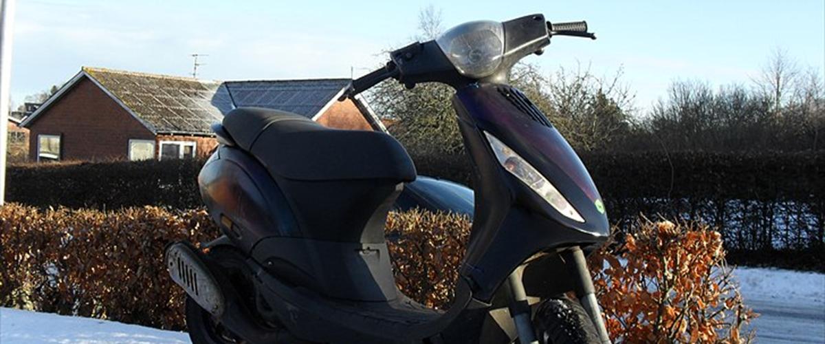 Piaggio new zip Solgt - 2000 - den er ikk køn men den starte...
