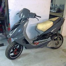 Aprilia SR50 -CUSTOM Gokart motor