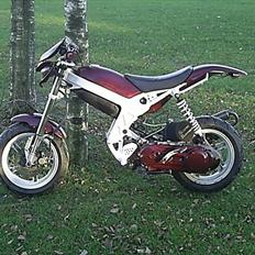 Suzuki street magic-solgt