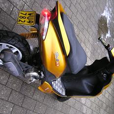 Yamaha Jog R Guldkornet
