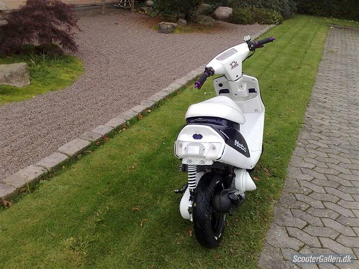 Yamaha jog SOLGT billede 6