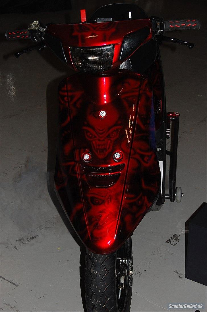 Yamaha Jog R-Setup *Diablood* - Scandinavian Custom Show 2010, 12-14 nov.  i Bella Centeret billede 6