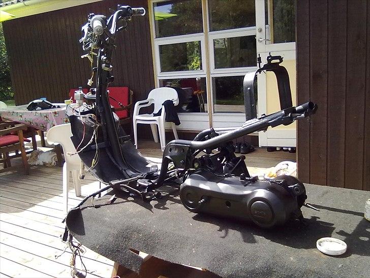 Yamaha Jog AS ( SOLGT ) billede 9