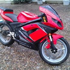 Rieju RS2 Matrix (SOLGT)