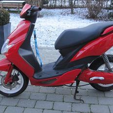 Yamaha Jog R™// AC SD Solgt