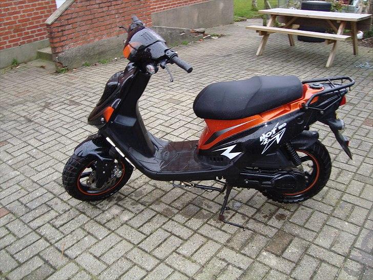 PGO Hot 50 <SOLGT> billede 4