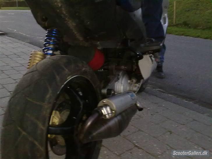 Yamaha aerox BYTTET billede 3