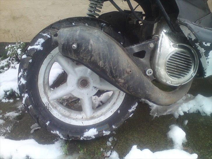 Yamaha bws spy BYTTET - fælgende bliver malet billede 6