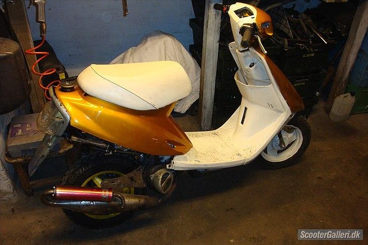 Yamaha jog (solgt) billede 3