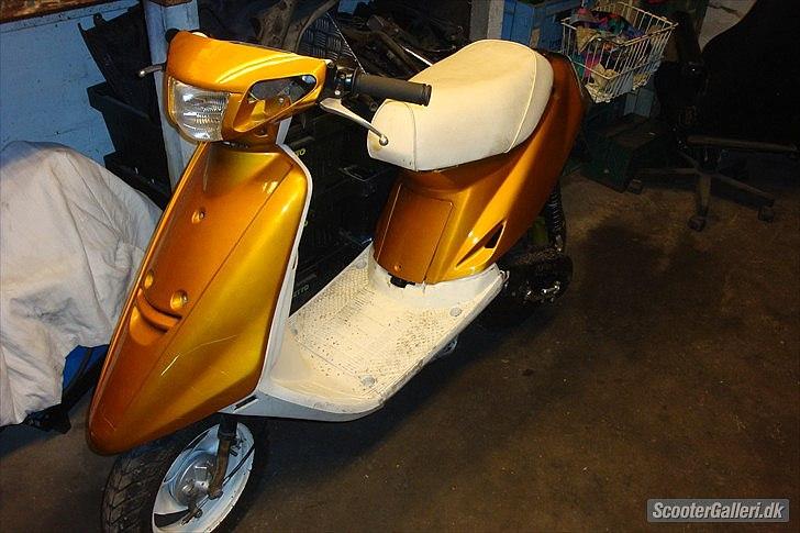 Yamaha jog (solgt) billede 6