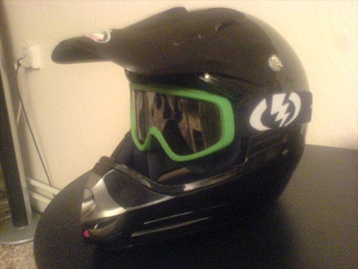 Kawasaki KX 85 Høj Byttet til Yz 250. - Min hjelm og Briller  billede 5