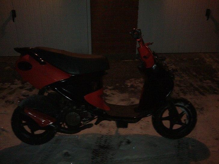 PGO Red Magic **[[SOLGT]]* billede 1