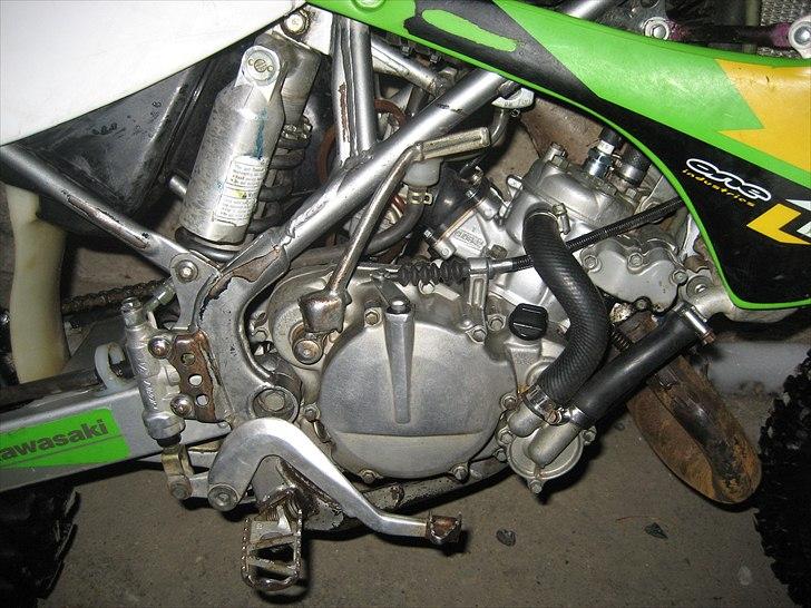 Kawasaki KX 85 Høj Byttet til Yz 250. - Lækker motor hva ?!?!! :D billede 8