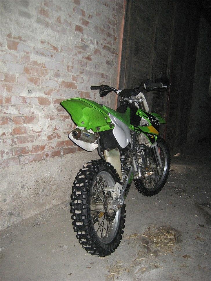 Kawasaki KX 85 Høj Byttet til Yz 250. - Overvejer et andet styr :) ved bare ikk hva for et i nu :D billede 9