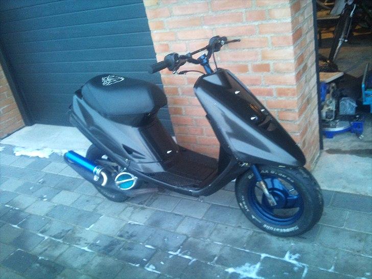 Yamaha Jog as Solgt - Bedre billeder kommer når vejret er til det :)  billede 2