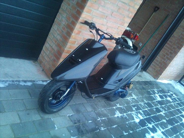 Yamaha Jog as Solgt - Bedre billeder kommer når vejret er til det :)  billede 4