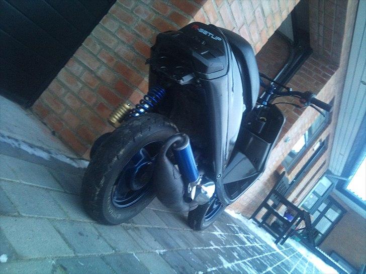 Yamaha Jog as Solgt - Bedre billeder kommer når vejret er til det :)  billede 6