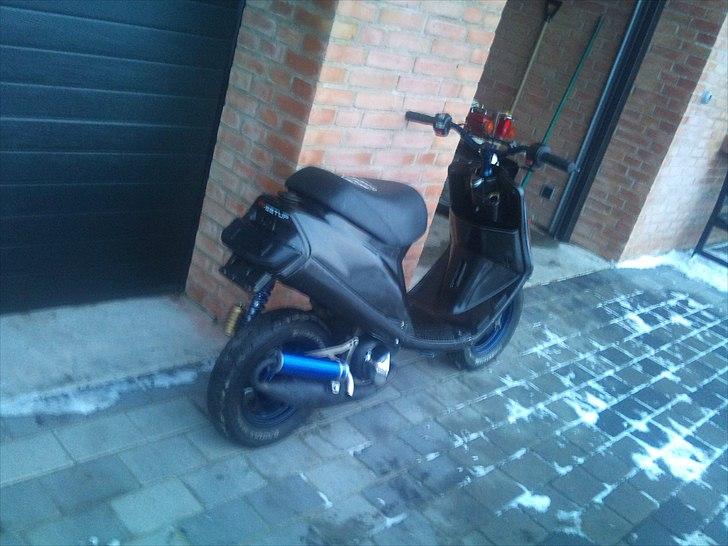 Yamaha Jog as Solgt - Bedre billeder kommer når vejret er til det :)  billede 7