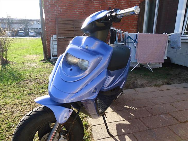 {{currentPhoto.altText}} billede {{currentPhoto.number}}