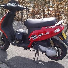Gilera storm - Totalt skadet, sælges i dele!!! fra d.2/7-