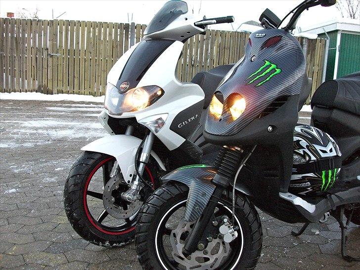 PGO Pmx naked carbon billede 17