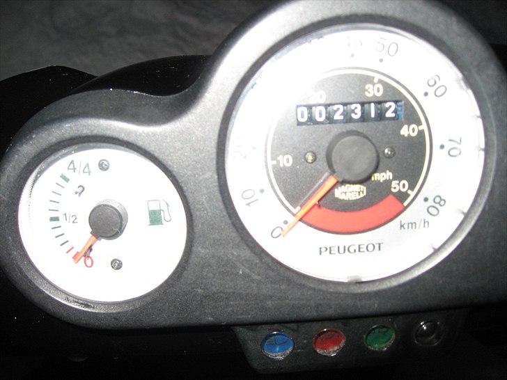 Peugeot SpeedFight 2 LC Byttet billede 10