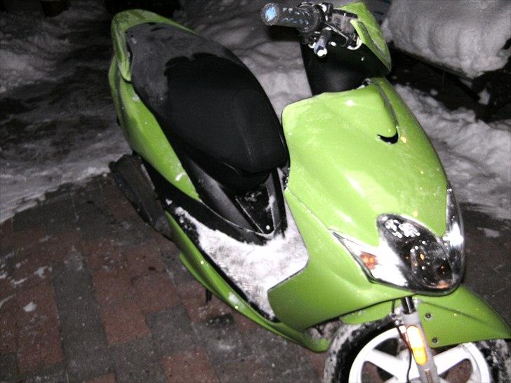 Yamaha Jog R Grøn byttet til RCR - Billeder af scootere - Uploaded af Sevan