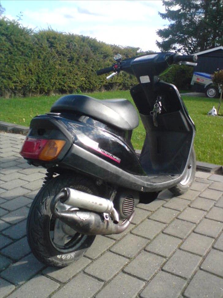 Yamaha Jog Artistic Special  billede 3