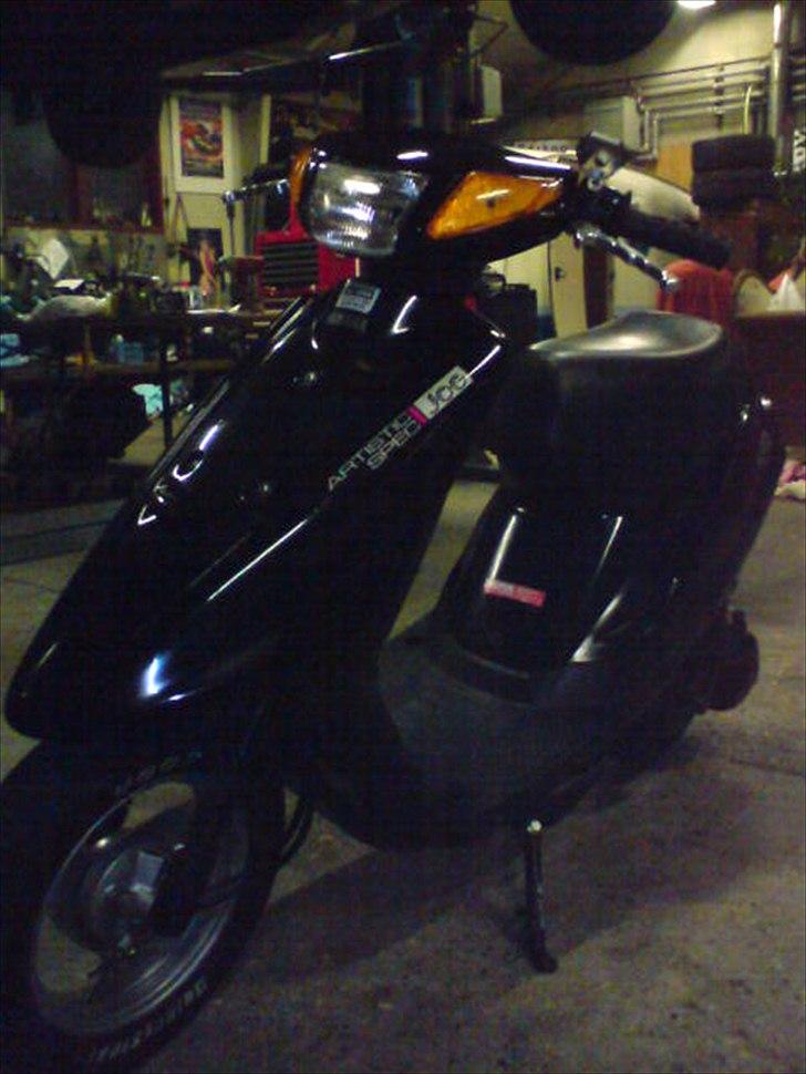 Yamaha Jog Artistic Special  billede 1