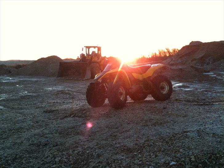 Suzuki LT 80 QUAD SPORT - Et nice billed :P  billede 1