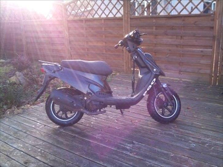 PGO hot 50 billede 1