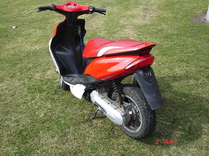 Yamaha jog r (byttet)  billede 4