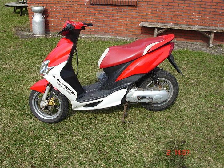 Yamaha jog r (byttet)  billede 5
