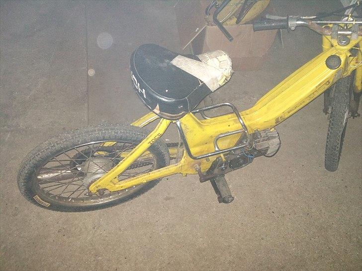 Puch maxi k - bagenden hvor man kan se at den ikke har noget bagagebærer på... billede 1